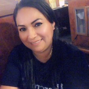 Meet your Posher, Angee